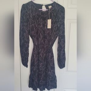 Cute Dress, Black With Light Purple Leaf Print, M